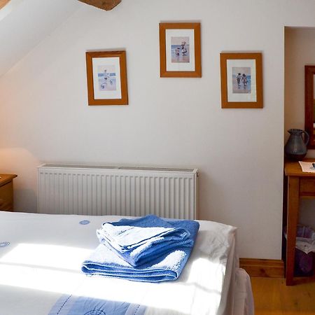 Woodhouse Cottage Hawarden Экстерьер фото